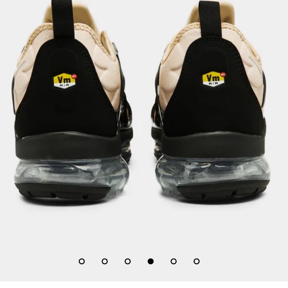 NWOT Mens Size 7.5 NIKE AIR VAPORMAX PLUS RATTAN / WHITE - Picture 2 of 7